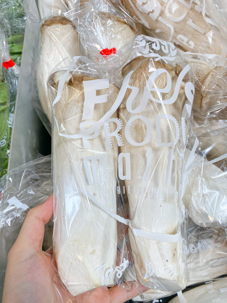 oyster mushrooms at chinese grocery store