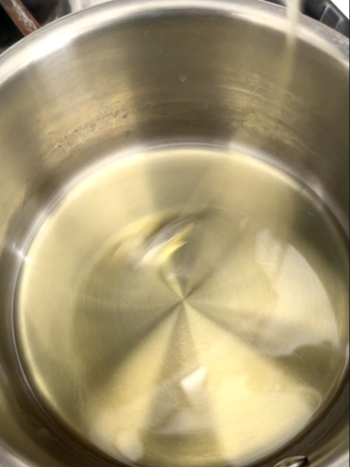 Pot of oil.